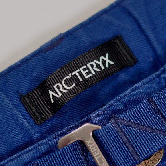 Arc'teryx Utility Shorts/ Size 38/ Good Condition - Picture 5 of 11